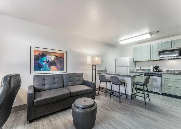 Metro Extended Apartamento *