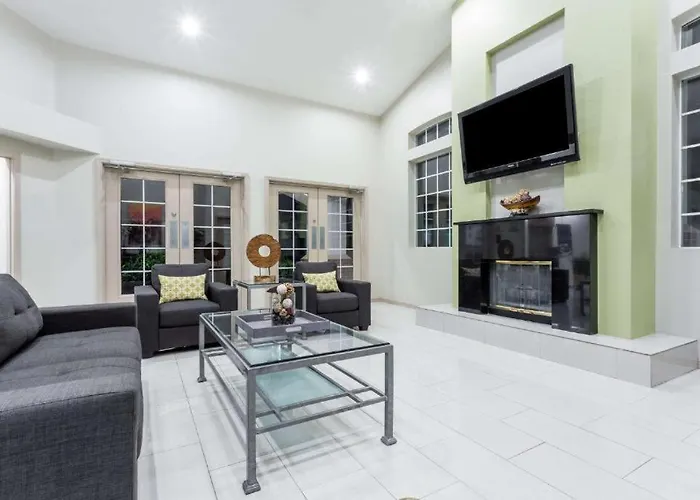 Metro Extended Apartamento *