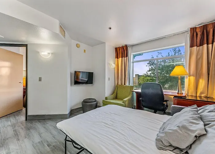 Metro Extended Apartamento *